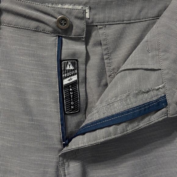 Travis Mathew Chino Shorts Golf Performance Grey Casual Preppy Men's size 36 - Picture 2 of 8